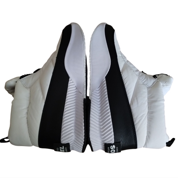 Sorel Out N About Puffy Zip 3 Ankle Waterproof Boots - Picture 6 of 13